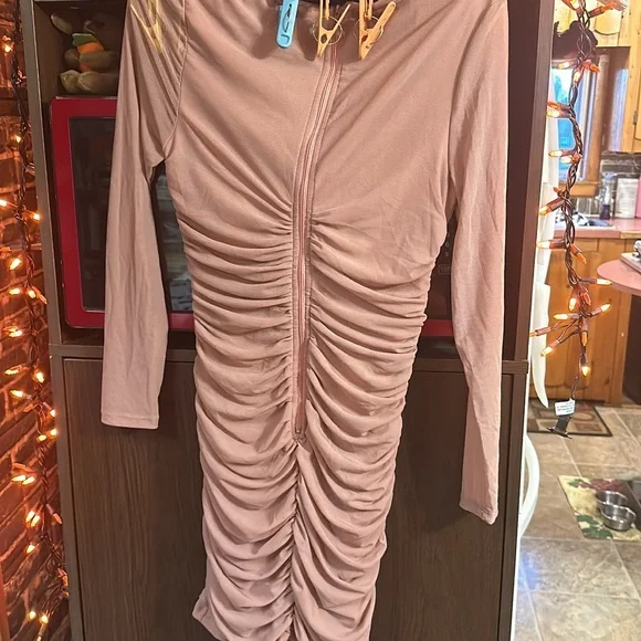 NWT SHEIN BAE long sleeve ruched dress in L - Picture 7 of 12